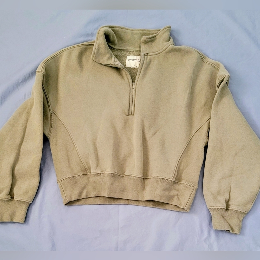 Abercrombie & Fitch Olive Color, Quarter-Zip Fleece Pullover (G)